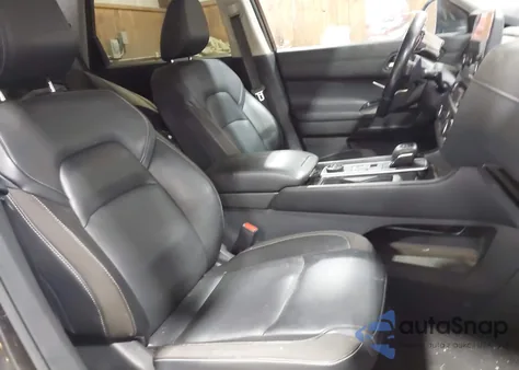 2022 Nissan Pathfinder Sl 4Wd z USA, uszkodzony, nr VIN 5N1DR3CC3NC263731